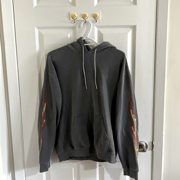 Project Social T x URBAN OUTFITTERS Grey Graphic Hoodie - Picture 1 of 2